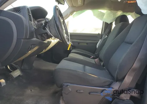 2013 Chevrolet Silverado K1500 Lt from USA, damaged, VIN 1GCRKSE72DZ393150